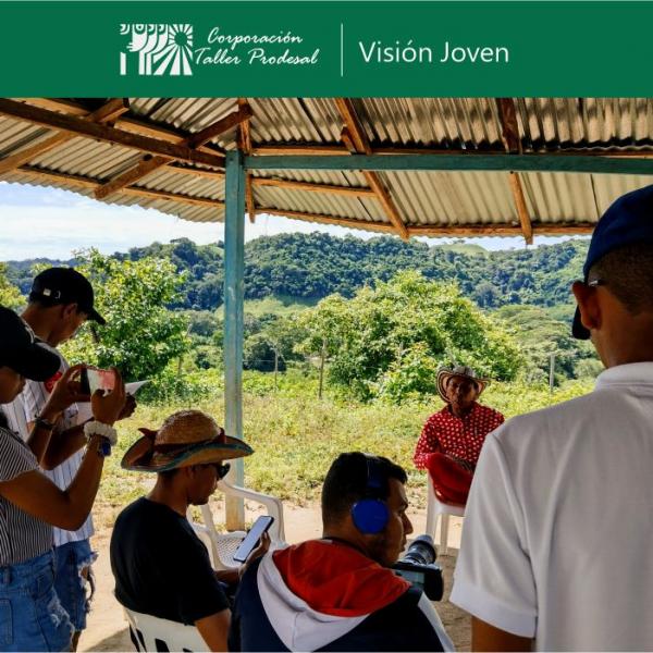 Escuela Laboratorio Visión Joven. 